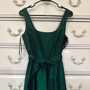 Tahari ASL | Women’s 4 Emerald Green Sleeveless Dress Tie Waist
